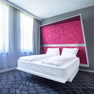 Magic Xhibition - Self-service-hotel Отель Берген